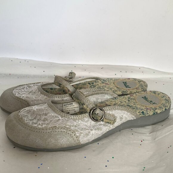 Mudd Vintage Y2K Mary Jane Ballet Flat Mules Silver White Lace Floral - Sz 7.5 - Picture 9 of 13